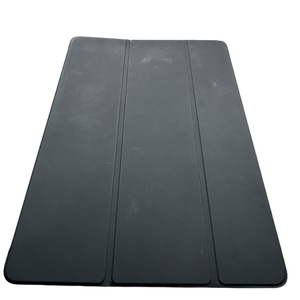 iPad Smart Cover in Grey. GUC